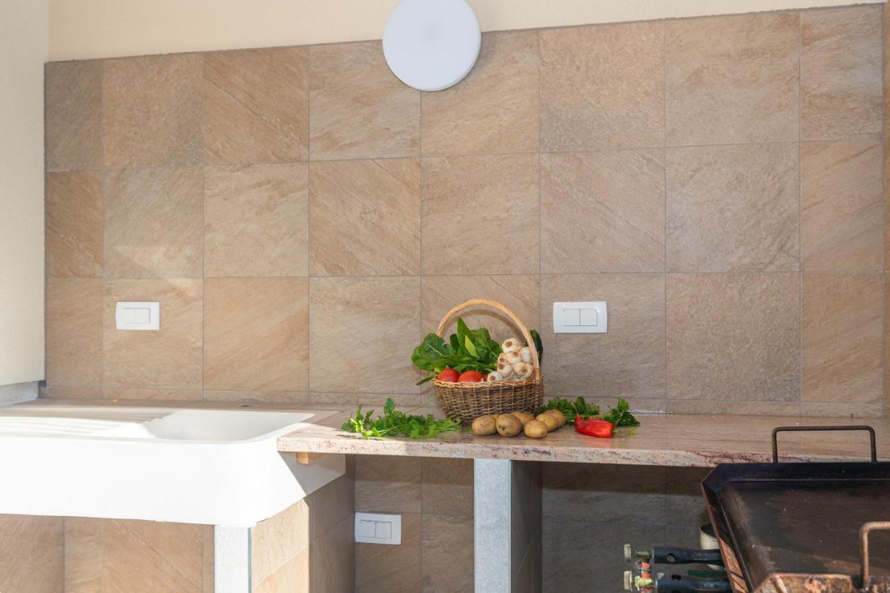 Apartman Ivona U Prizemlju มาลินสกา ภายนอก รูปภาพ