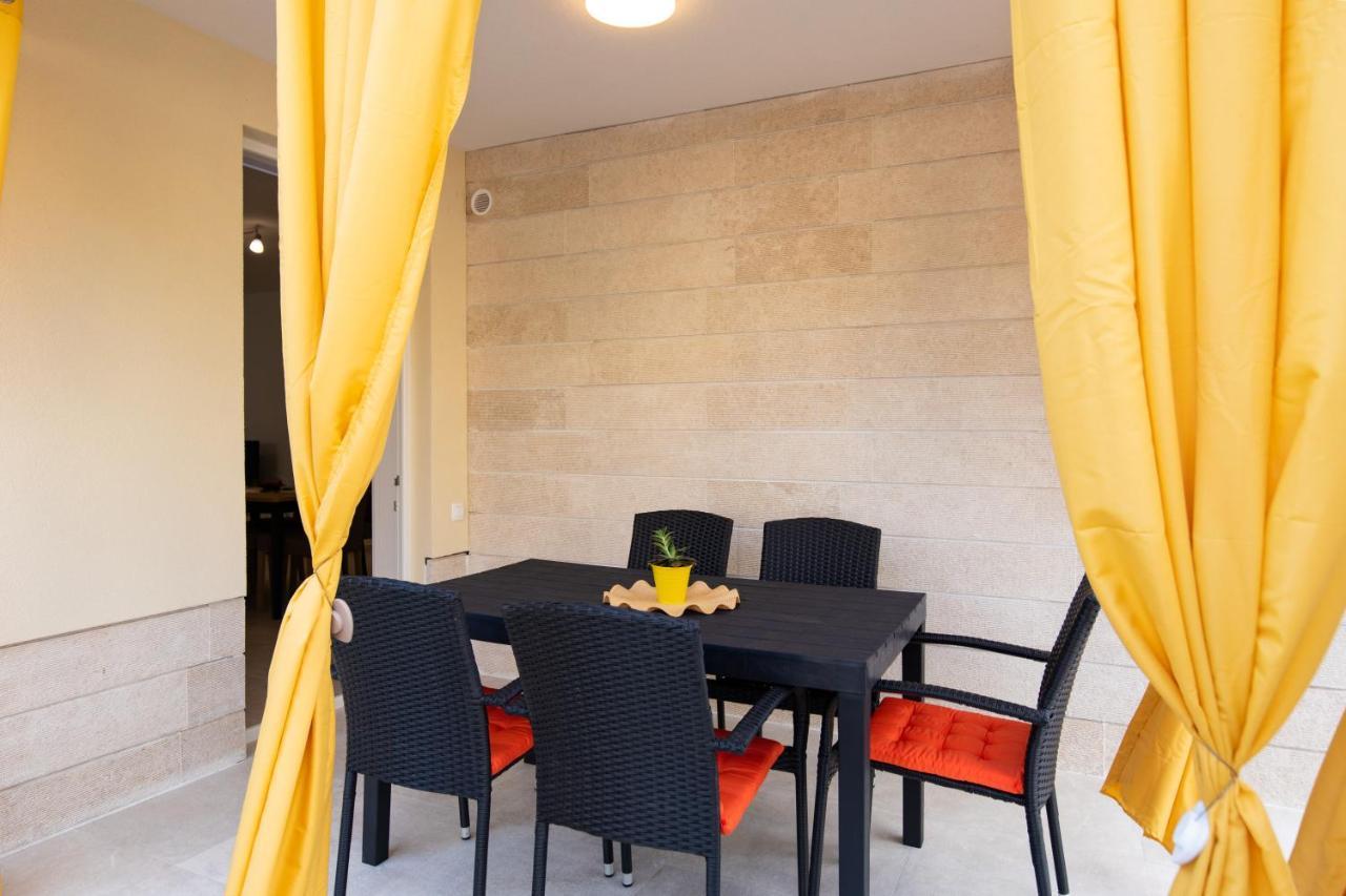 Apartman Ivona U Prizemlju มาลินสกา ภายนอก รูปภาพ